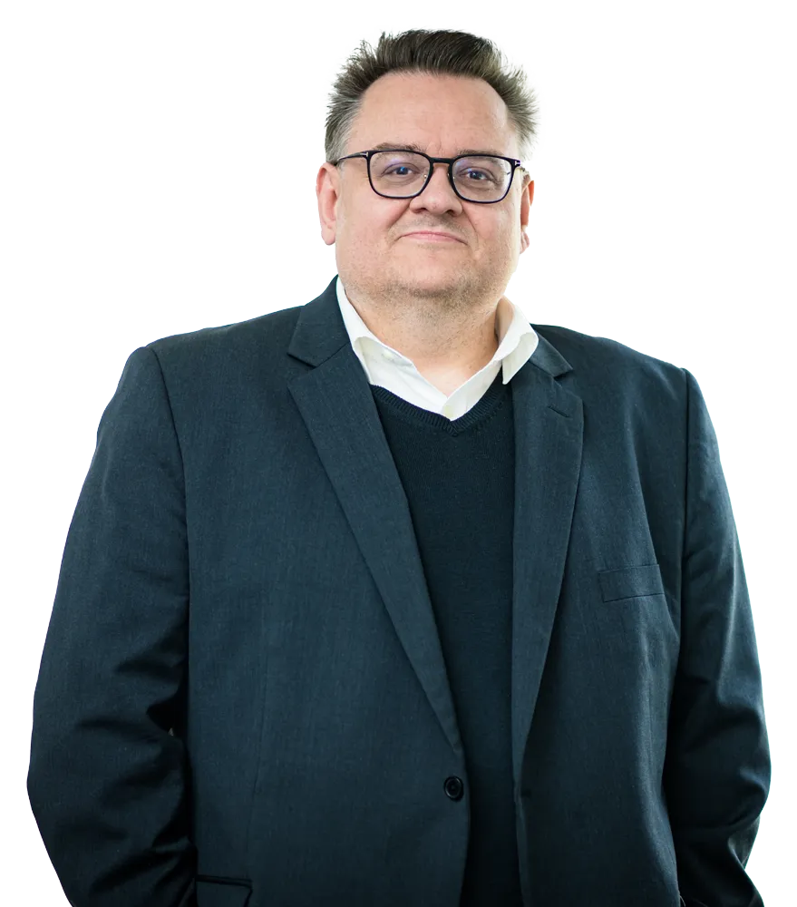 Portrait Raphael Popiolek - Fokus Sales Manager IP-Telefonie Portrait Raphael Popiolek - Fokus Sales Manager IP-Telefonie
