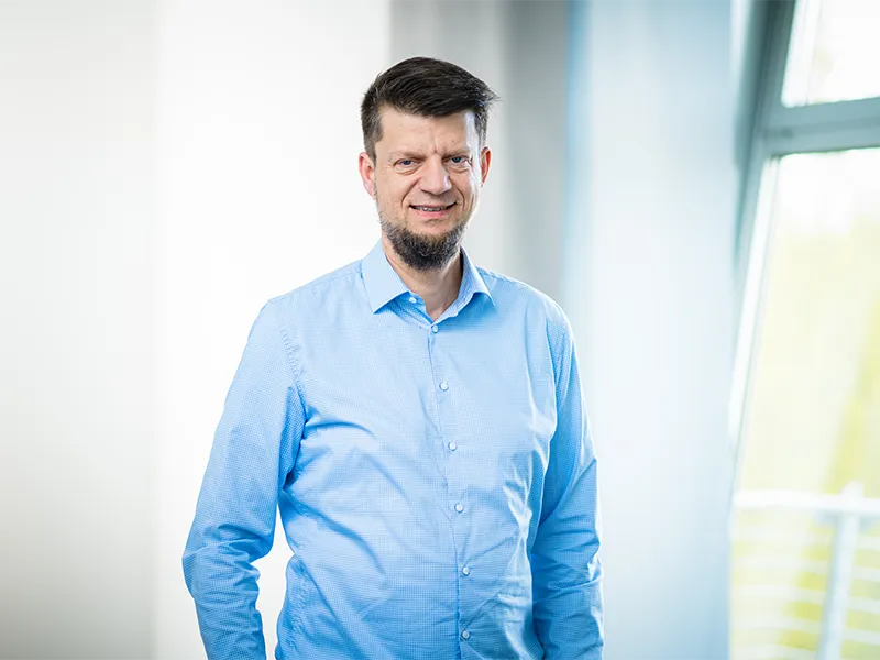 Mehr als M365 – mit TAROX wird Ihre Cloud intelligent. Portrait André Buchhalla.
